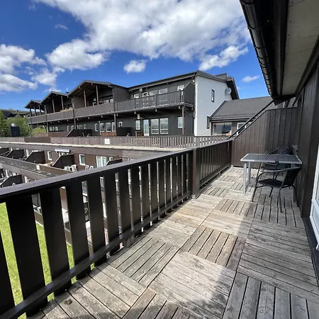 Apartament Small Family Retreat Two Bedrooms And Easy Access